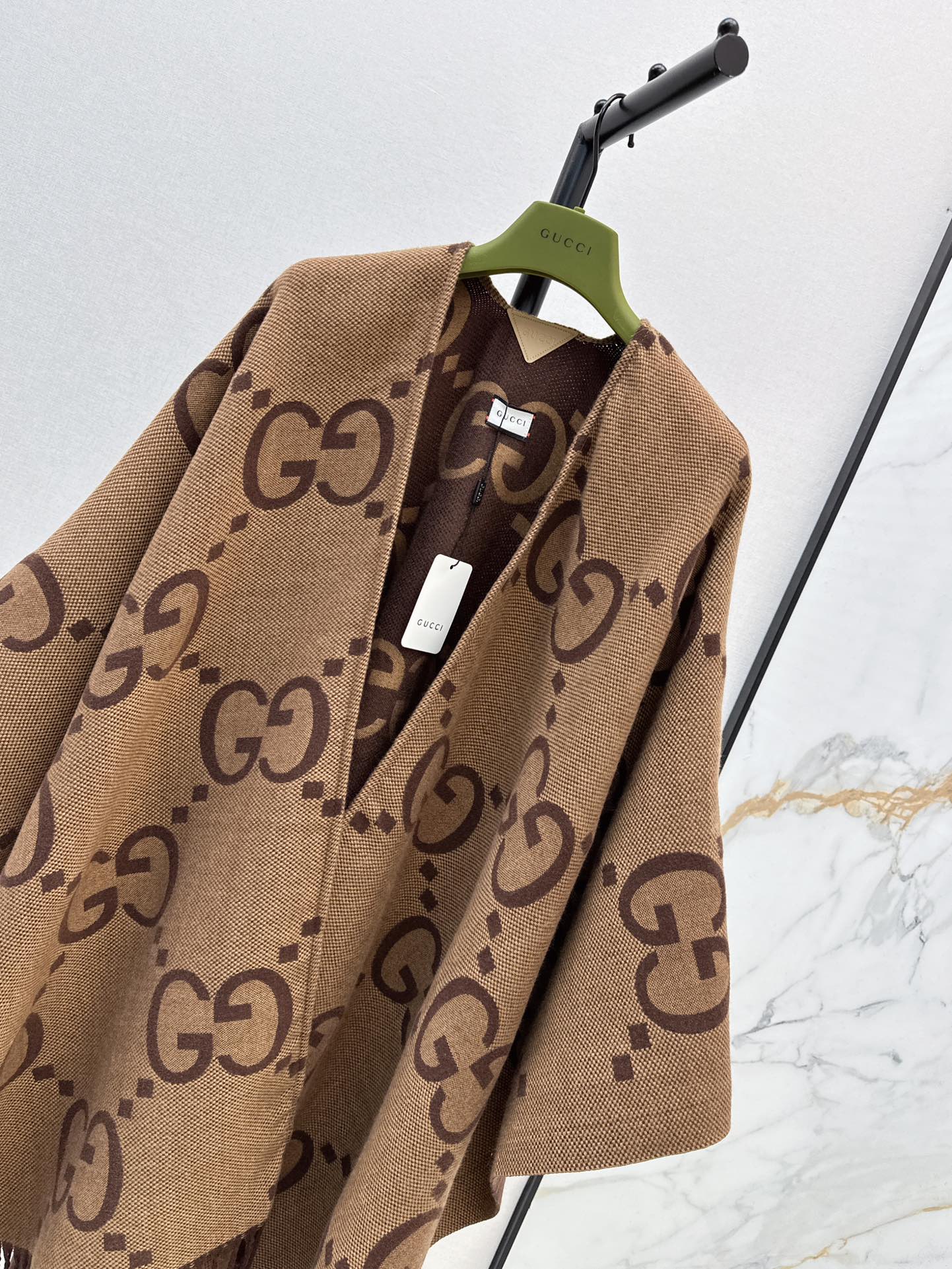 Guc New Cape shawl coat