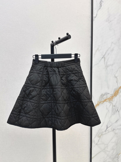 CD New plaid skirt