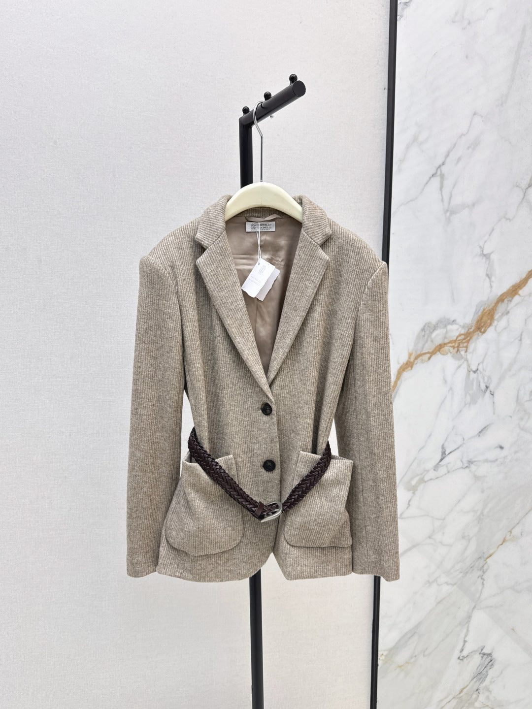 Brune New belt blazer