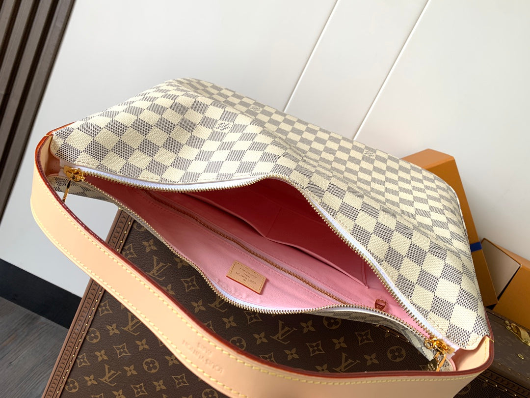 New 💯 ladies' bags