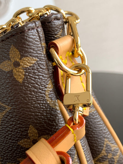 New 💯 ladies' bags