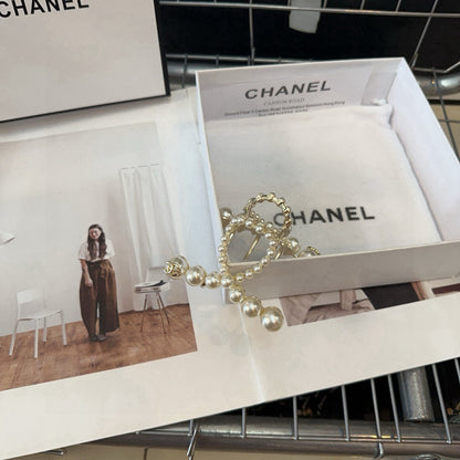 Chan The latest popular style of small fragrance, heavy-duty pearl gripper