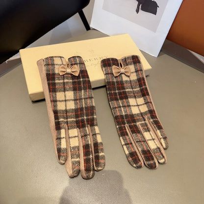 Bur new wool gloves