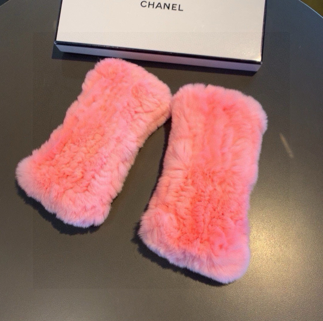 Chan Autumn and winter lazy rabbit fur half gloves