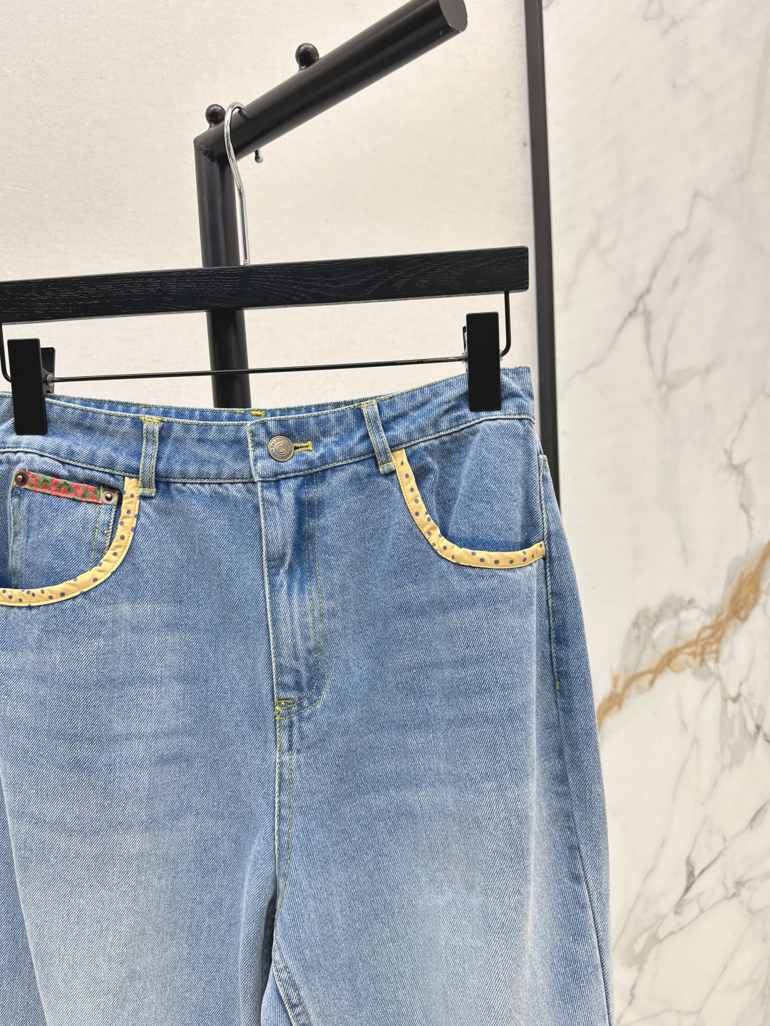 Valen New jeans
