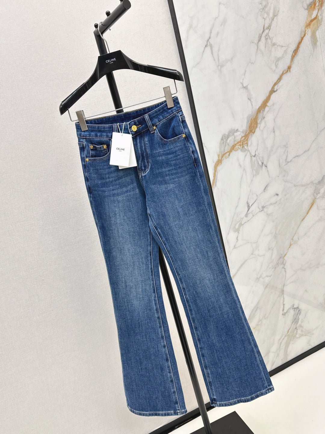 Celi New  jeans
