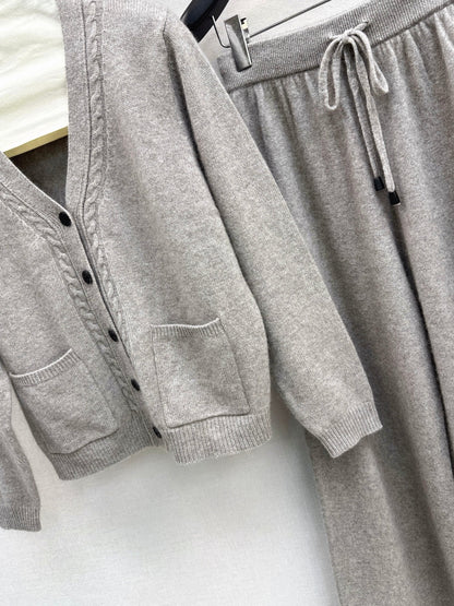 Loro New wool suit