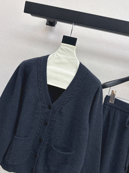 Loro New wool suit