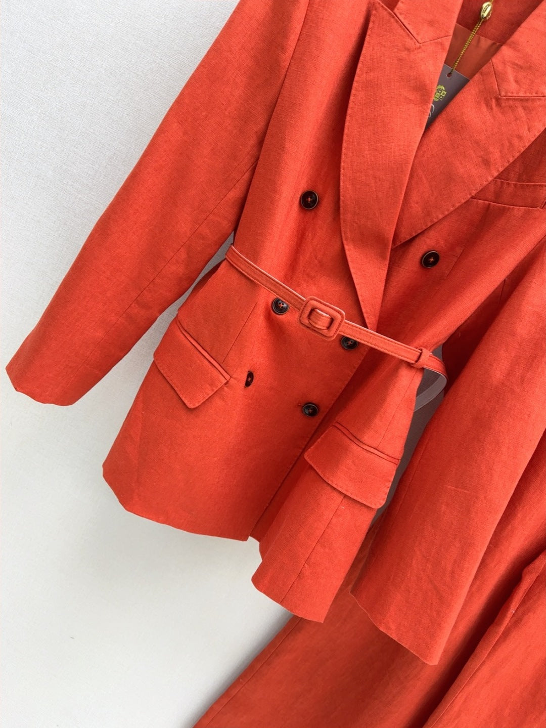 Loro New linen suit