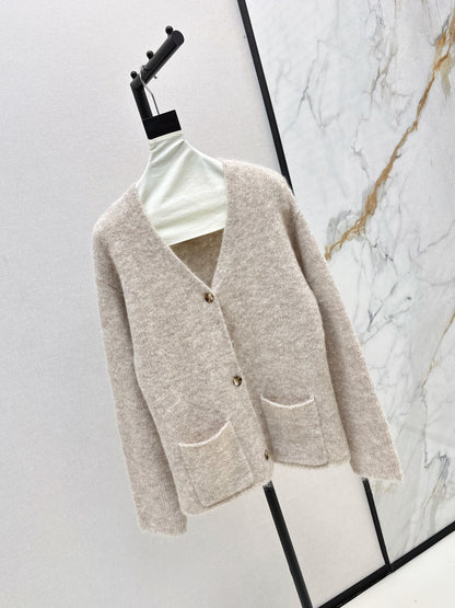Loro New V-neck jacket