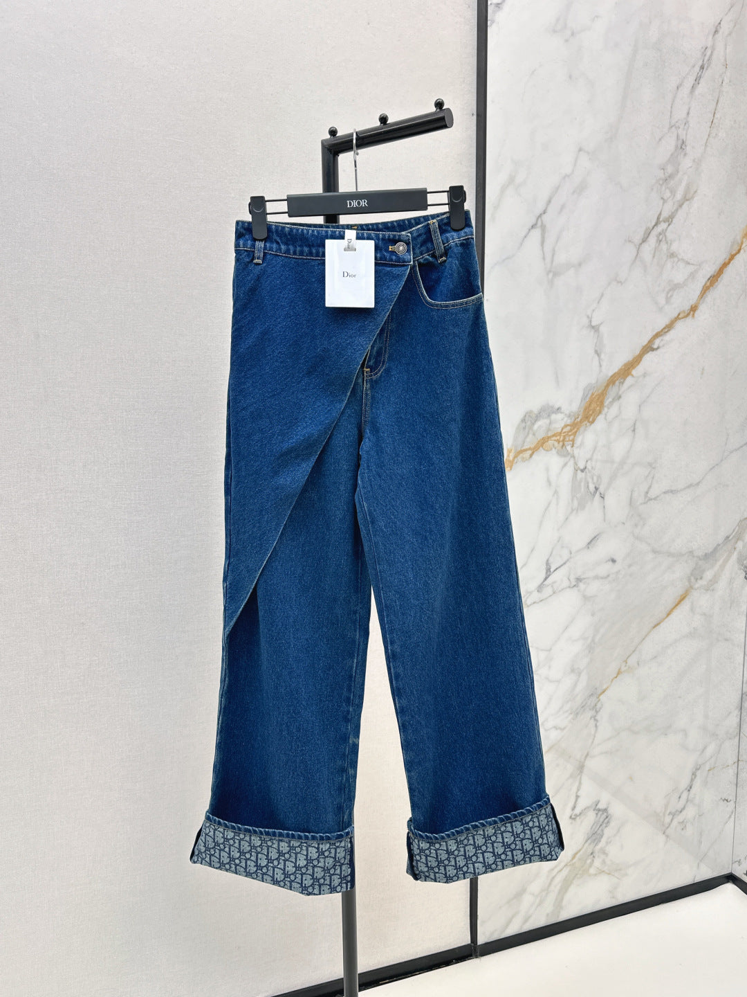 CD New straight jeans