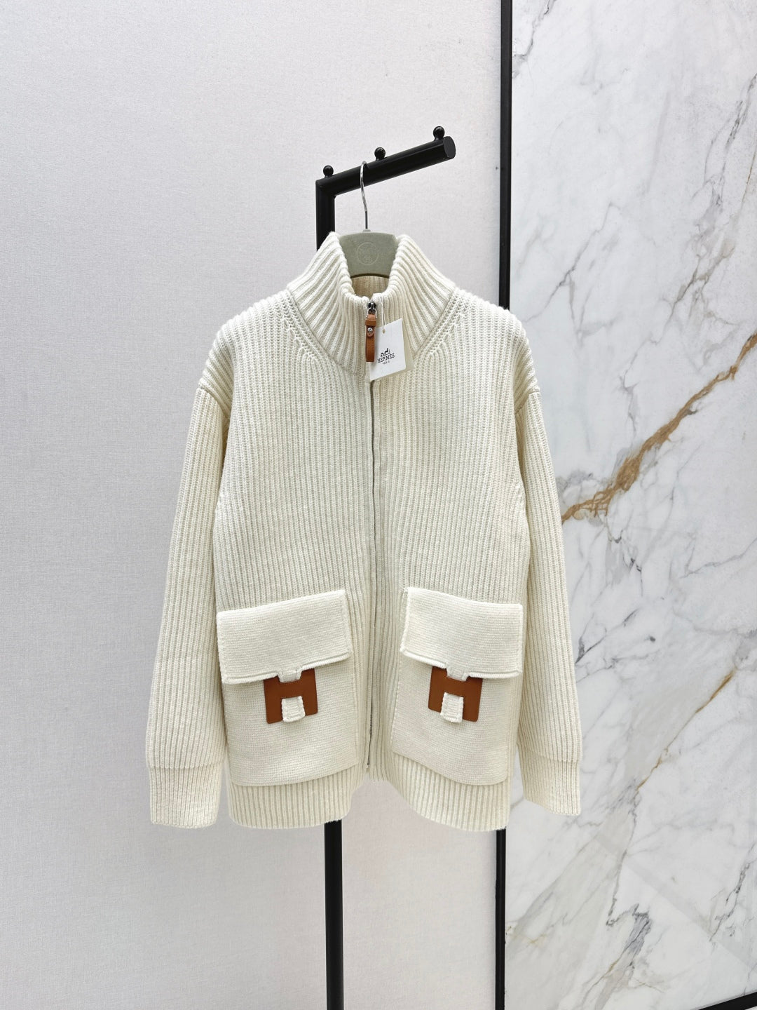 Herm NEW knitted jacket