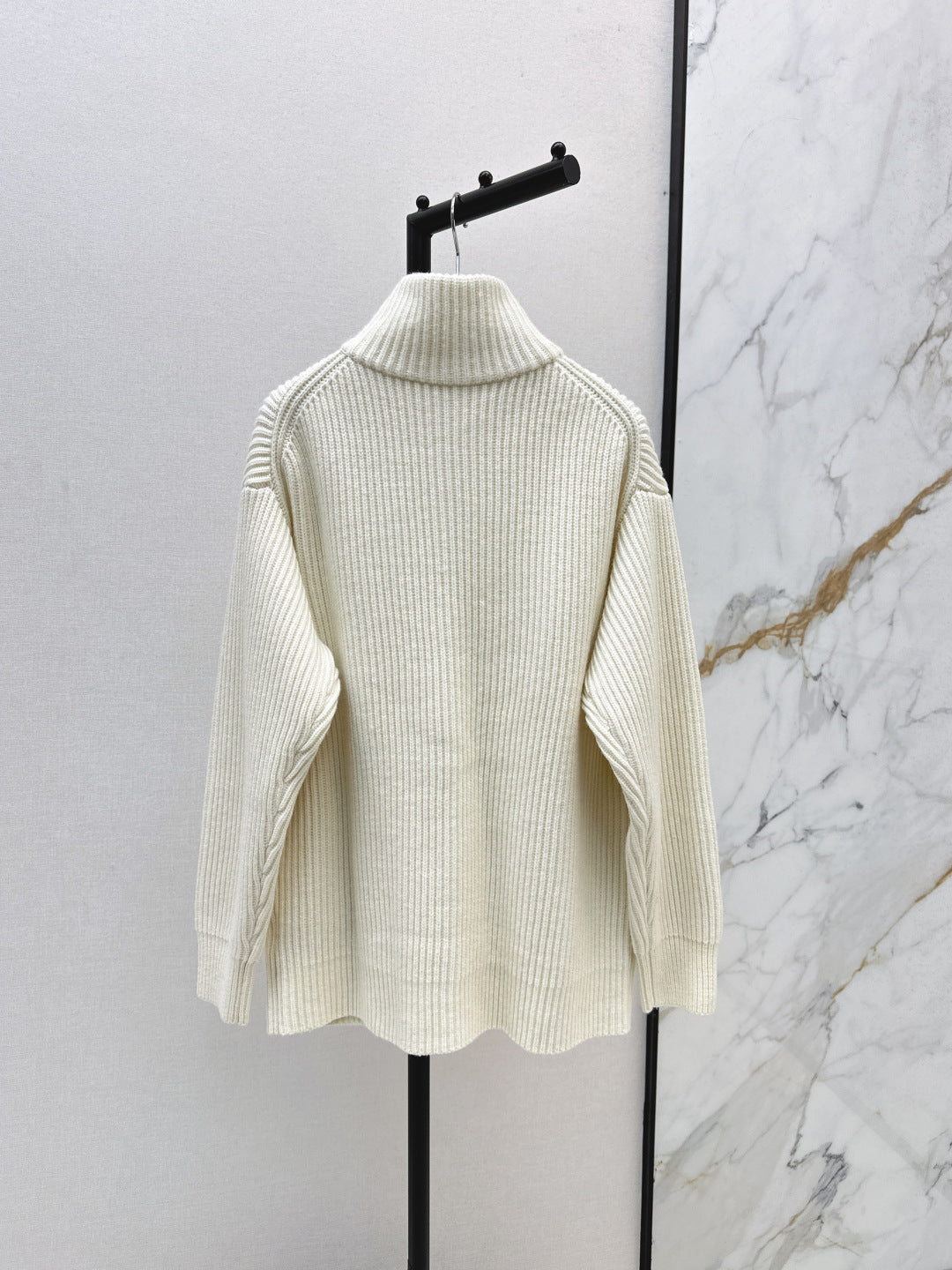 Herm NEW knitted jacket