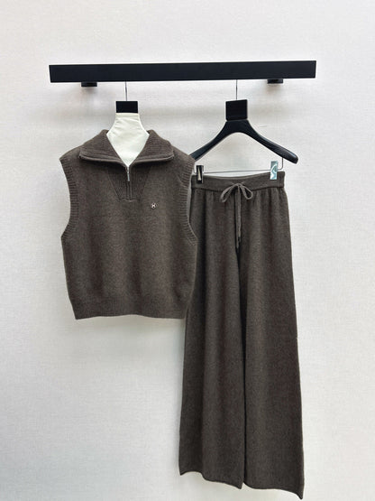 Herm NEW wool suit