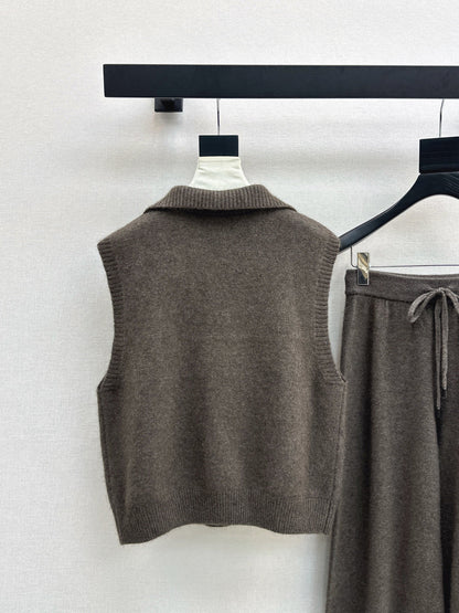 Herm NEW wool suit