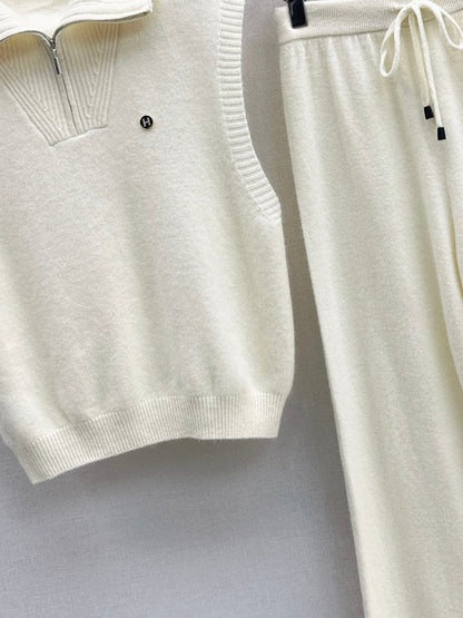 Herm NEW wool suit