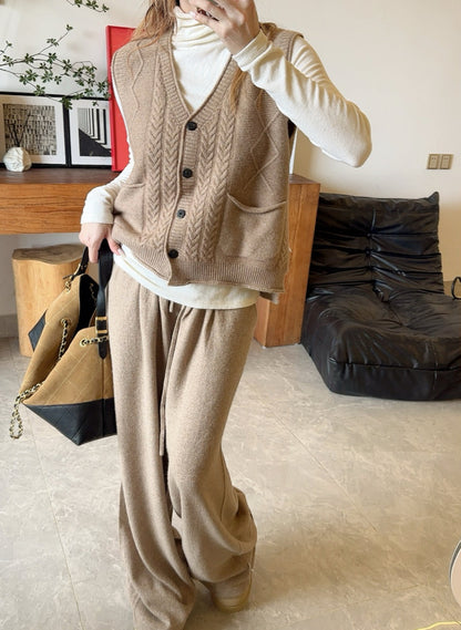 Max NEW wool suit