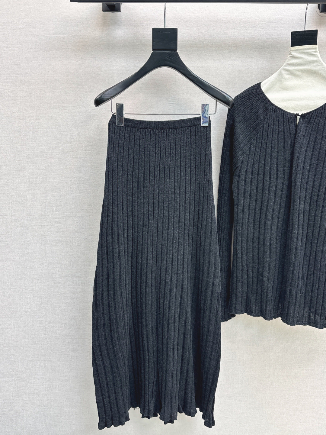 Loro NEW wool suit