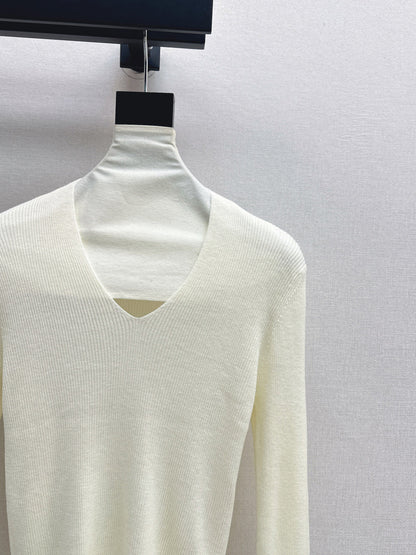Miu NEW base sweater