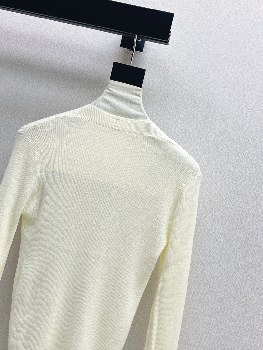 Miu NEW base sweater