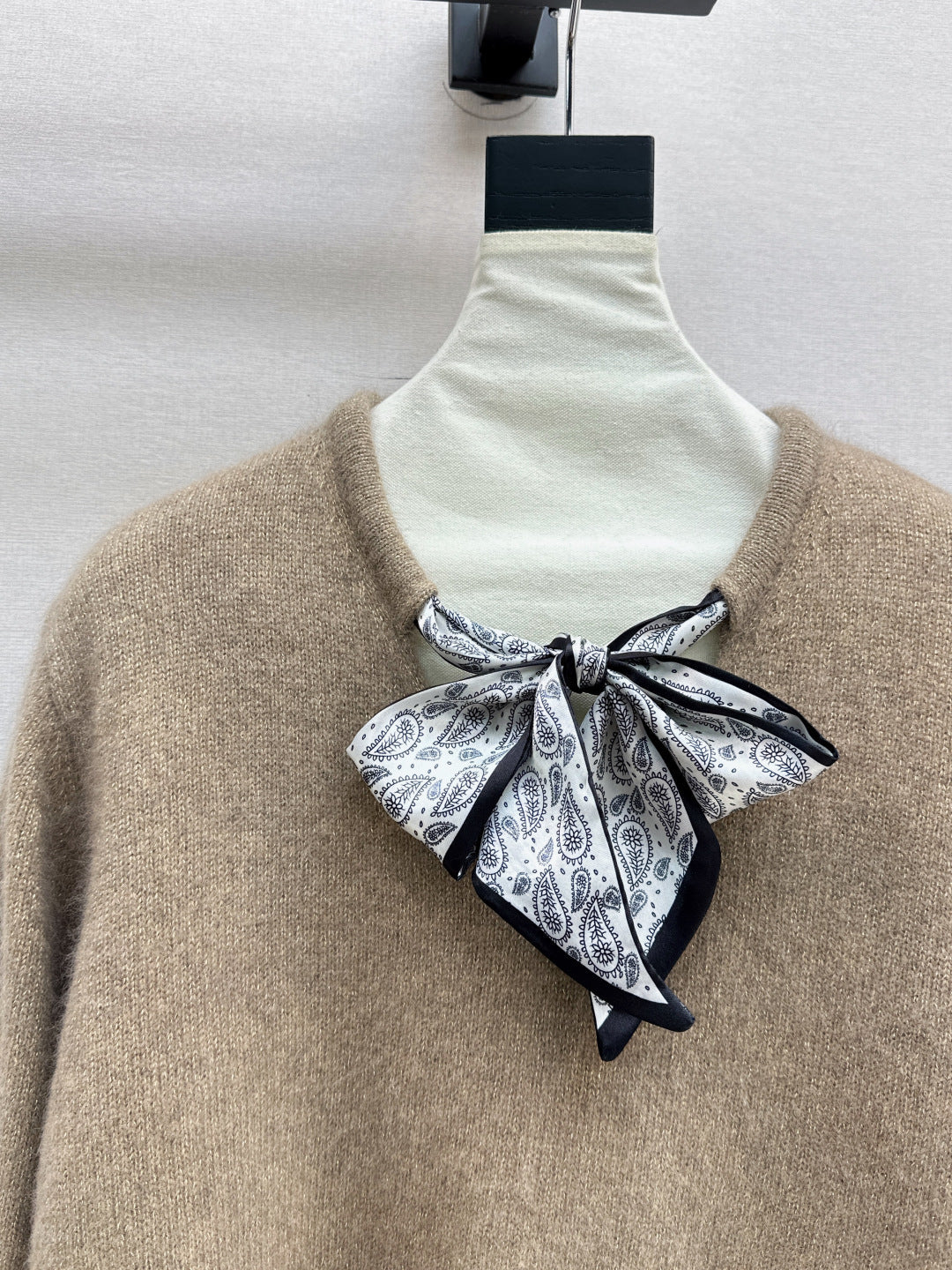 CD NEW wool sweater