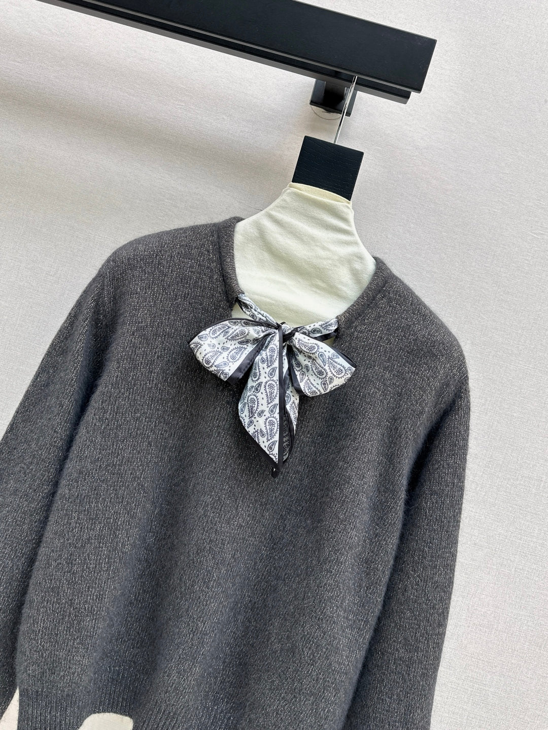 CD NEW wool sweater