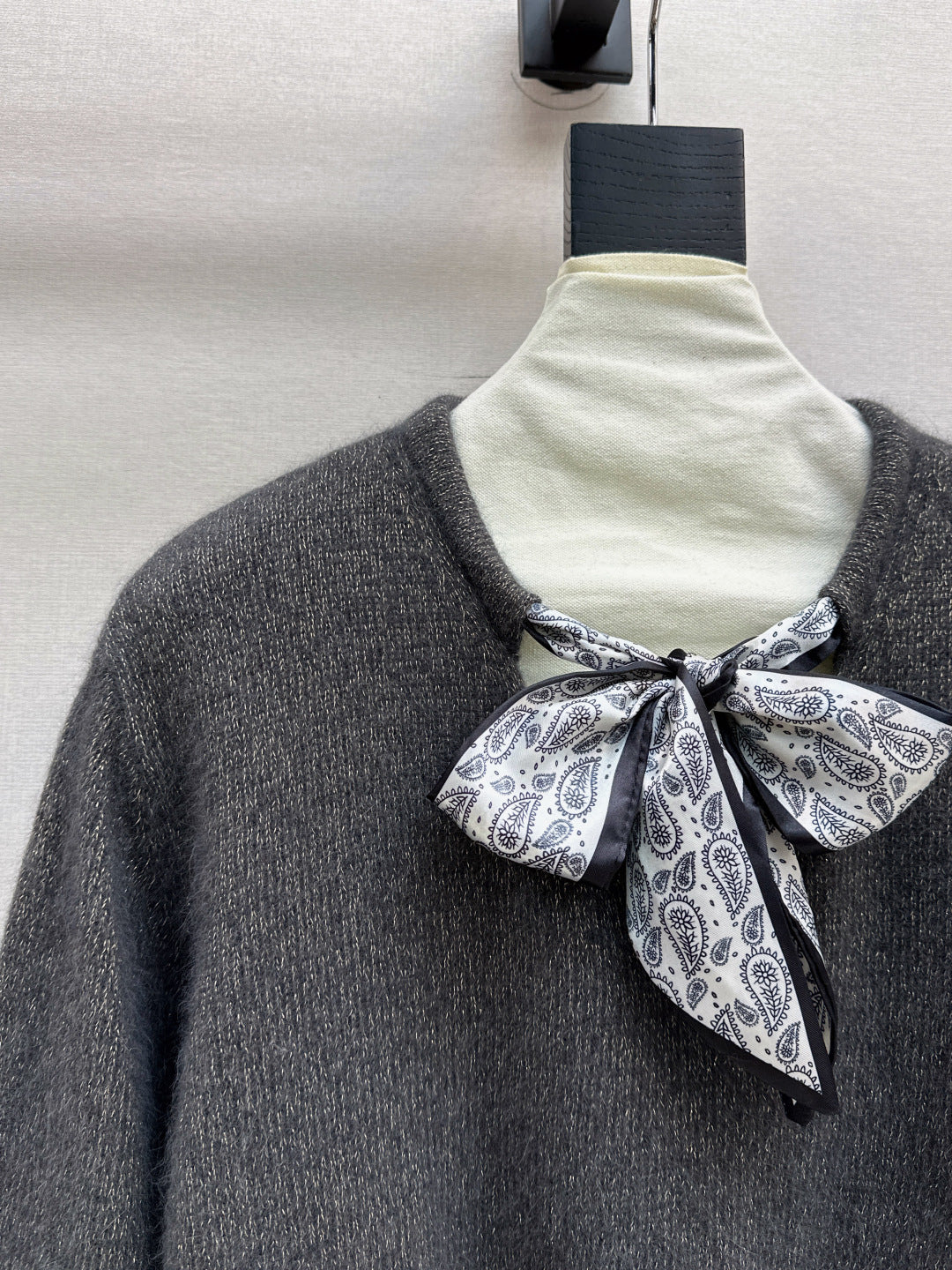 CD NEW wool sweater