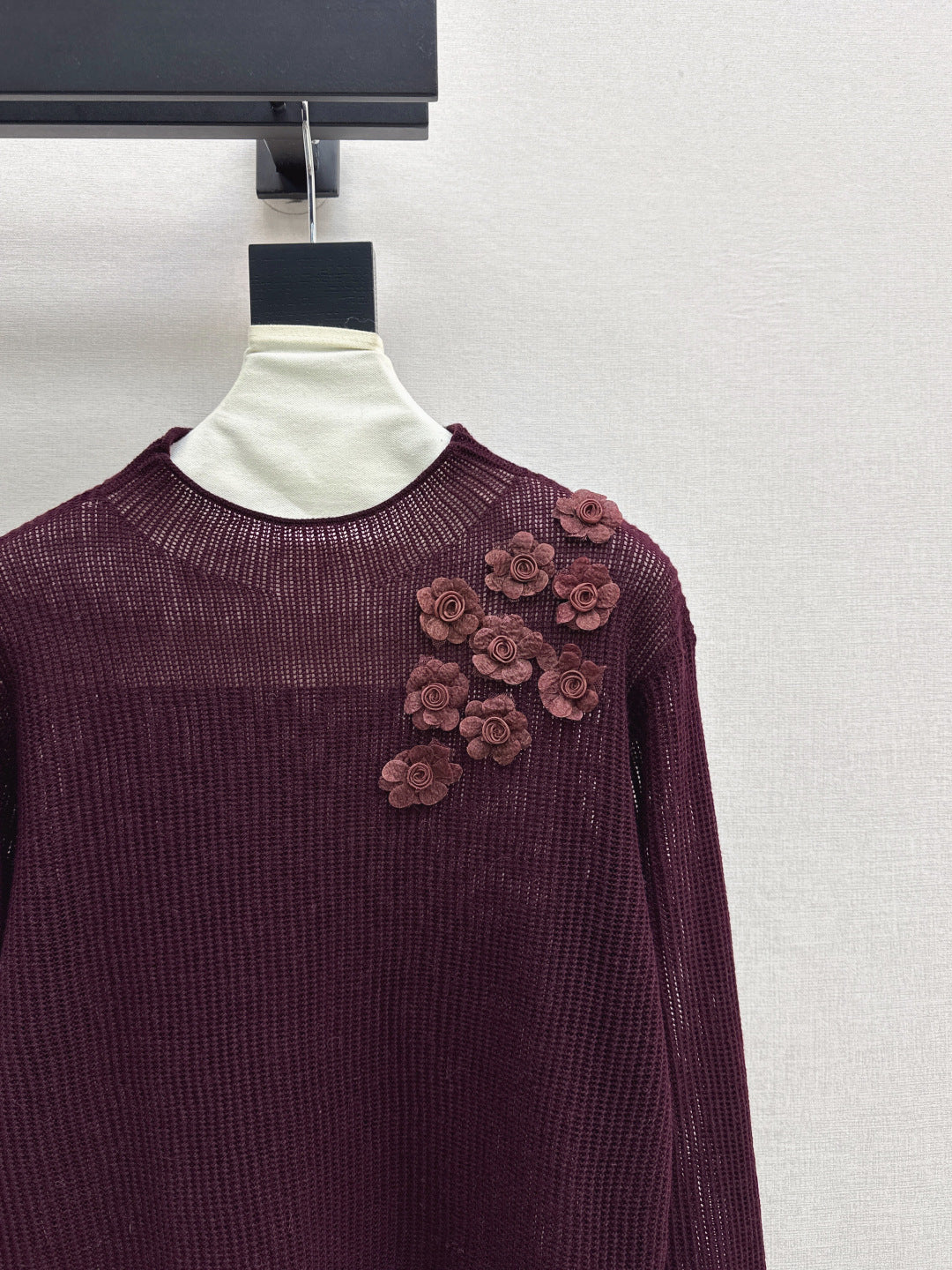 Chan NEW long-sleeved sweater