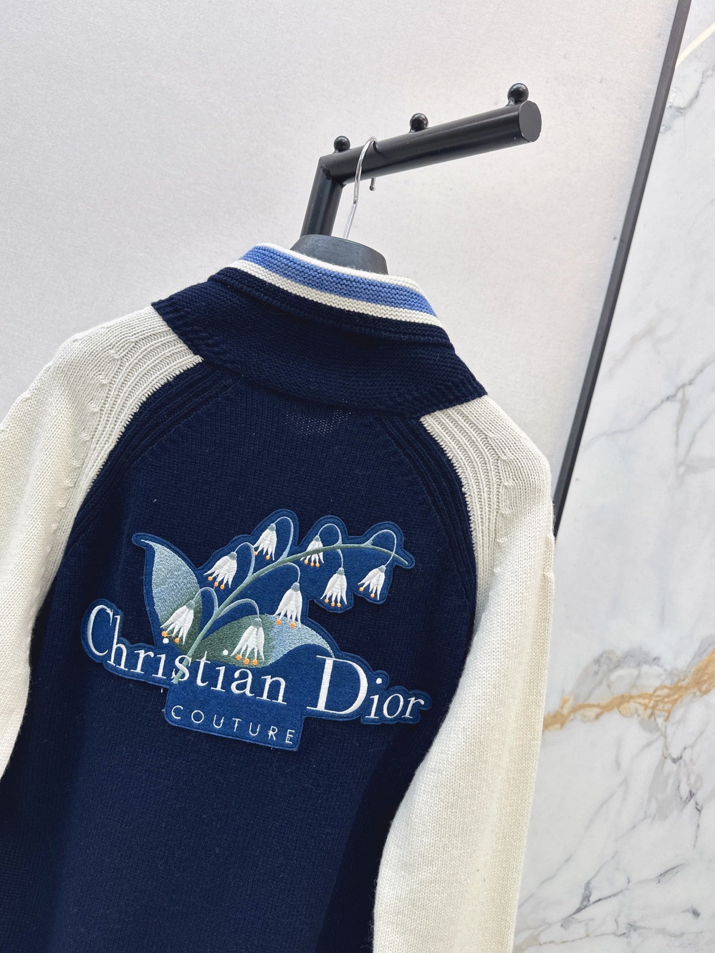 CD NEW knitted jacket