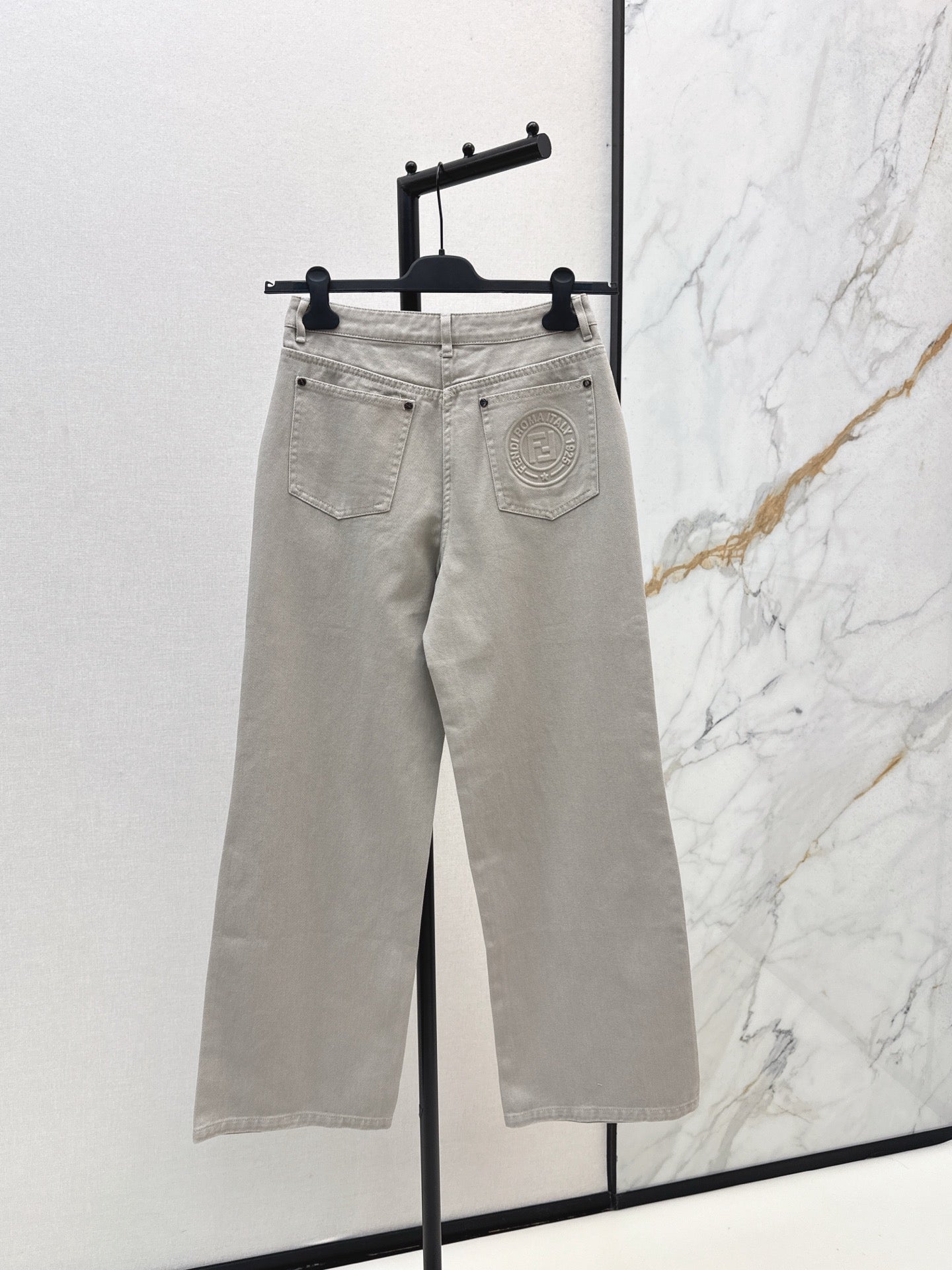 Fend NEW jeans