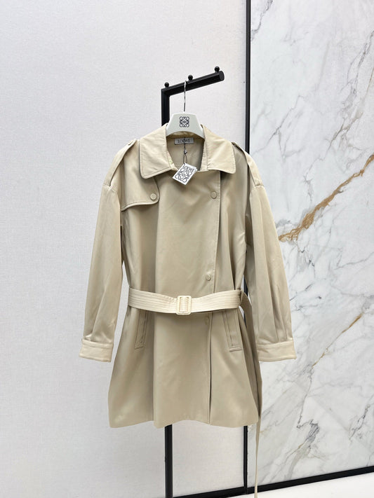 Low NEW  windbreaker jacket