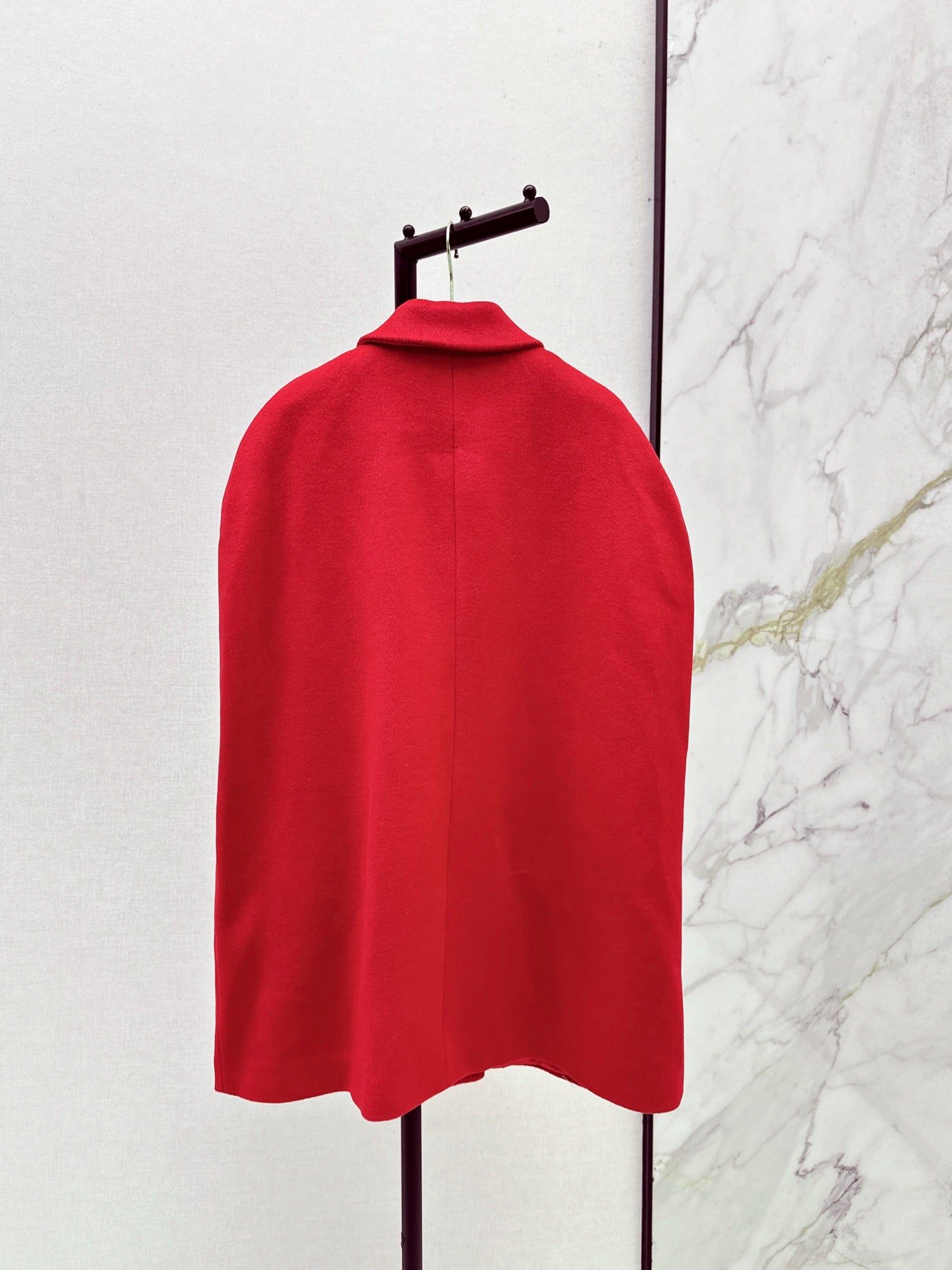 Va1en NEW  Cape-style coat