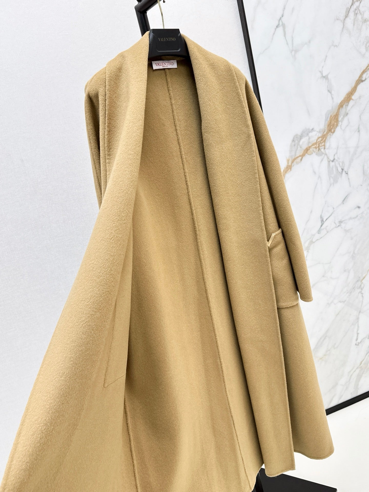 Va1en NEW wool coat