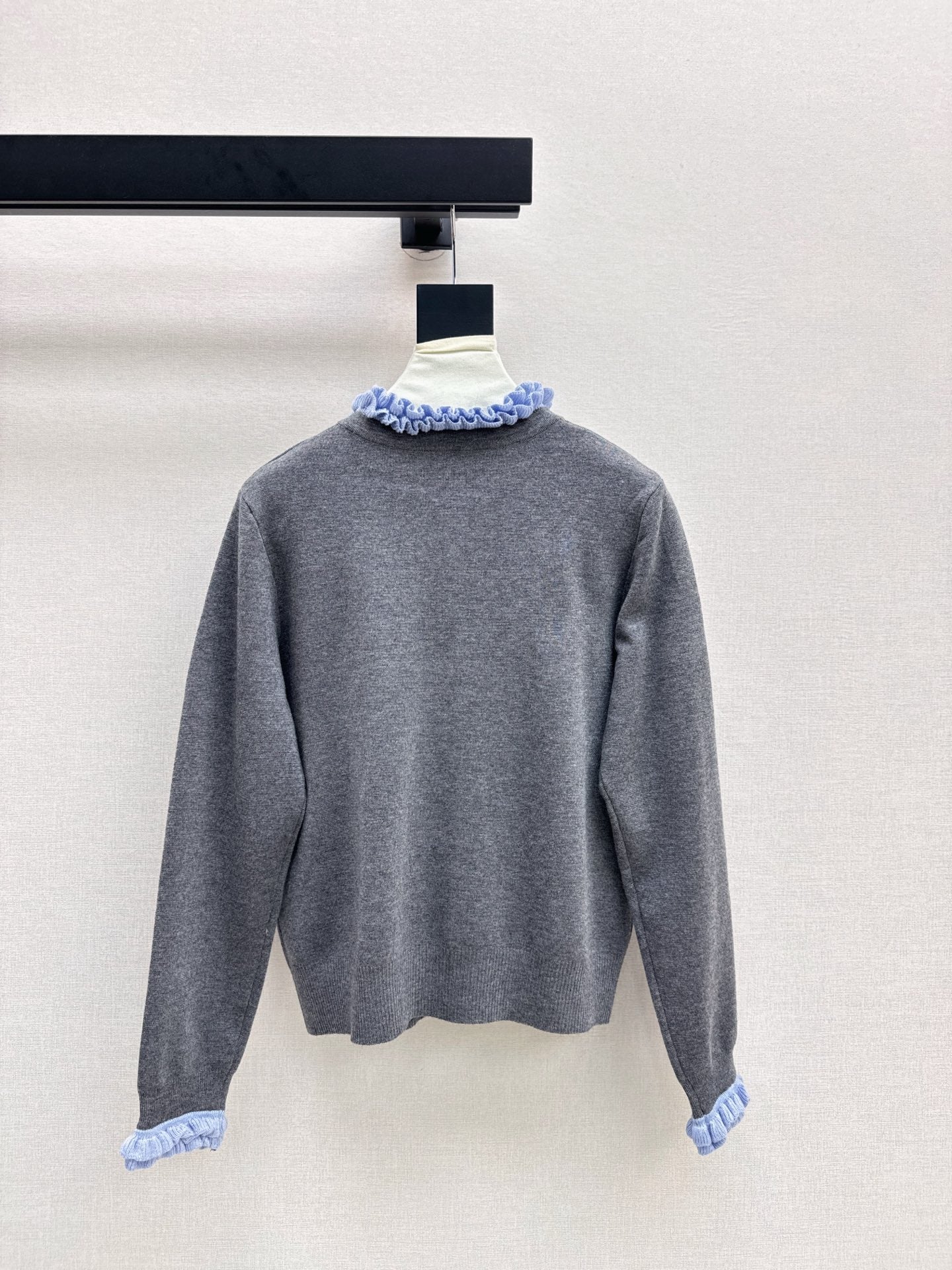 Chan NEW knitted cardigan