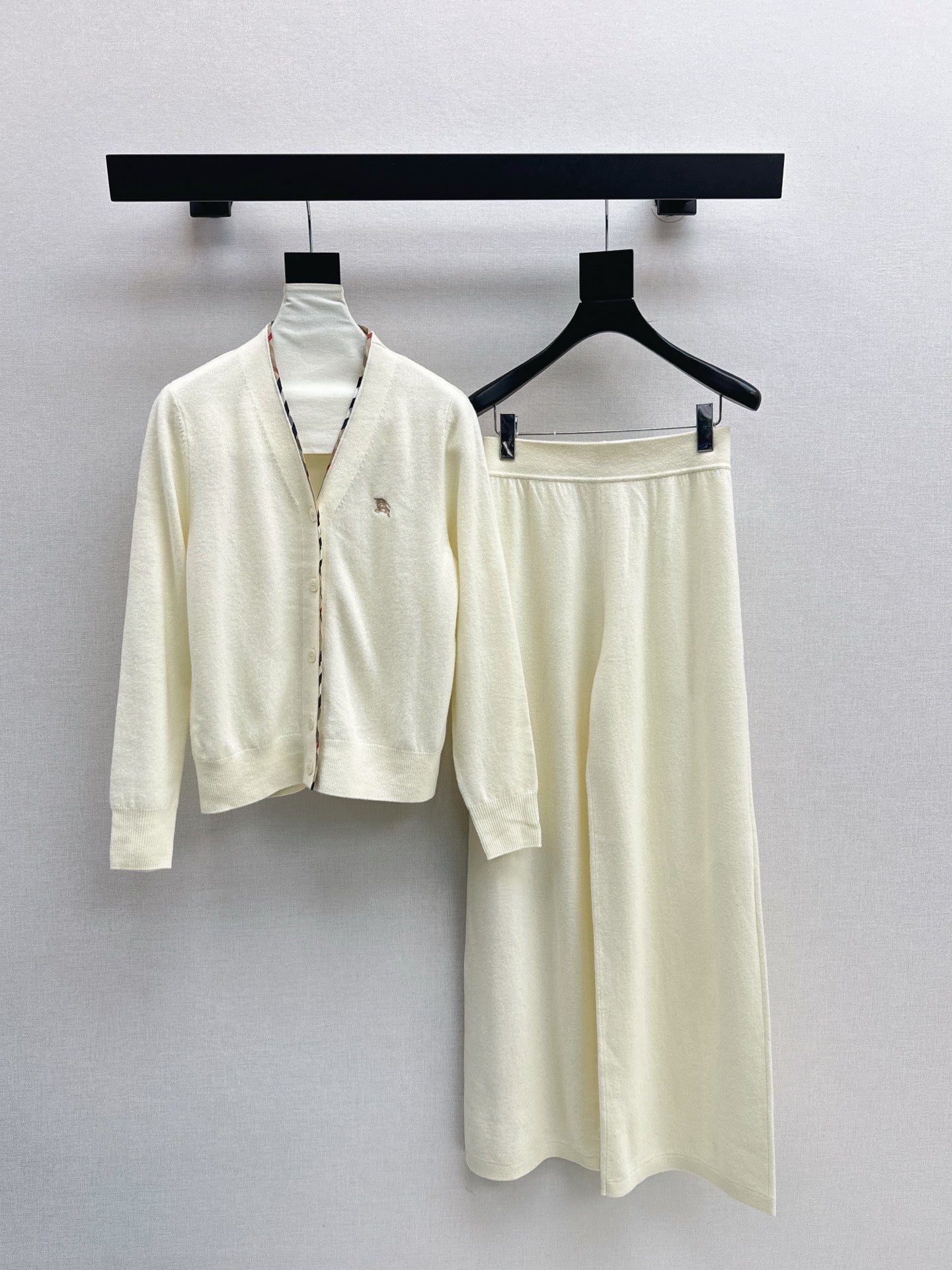 Brun NEW wool suit
