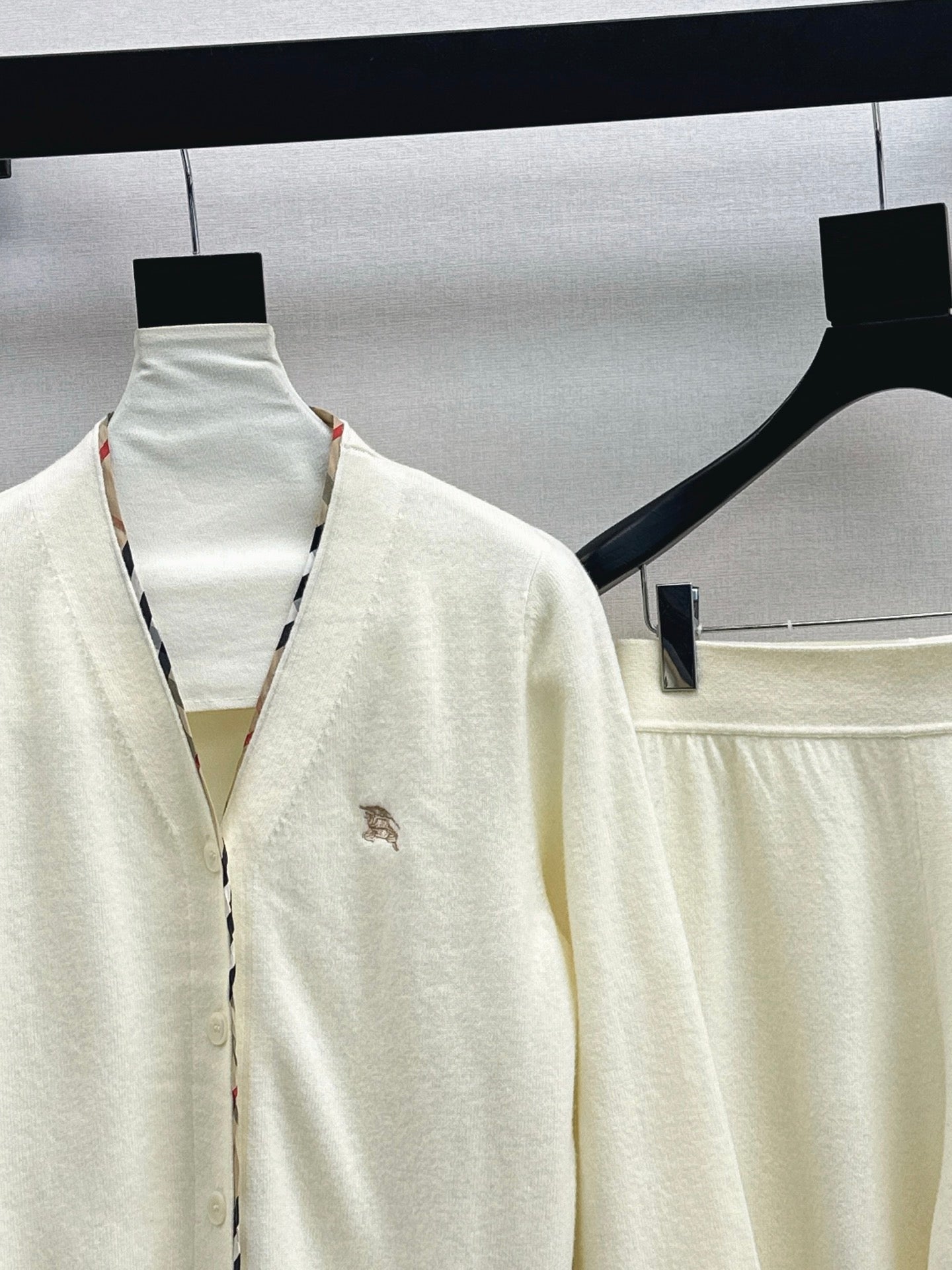 Brun NEW wool suit