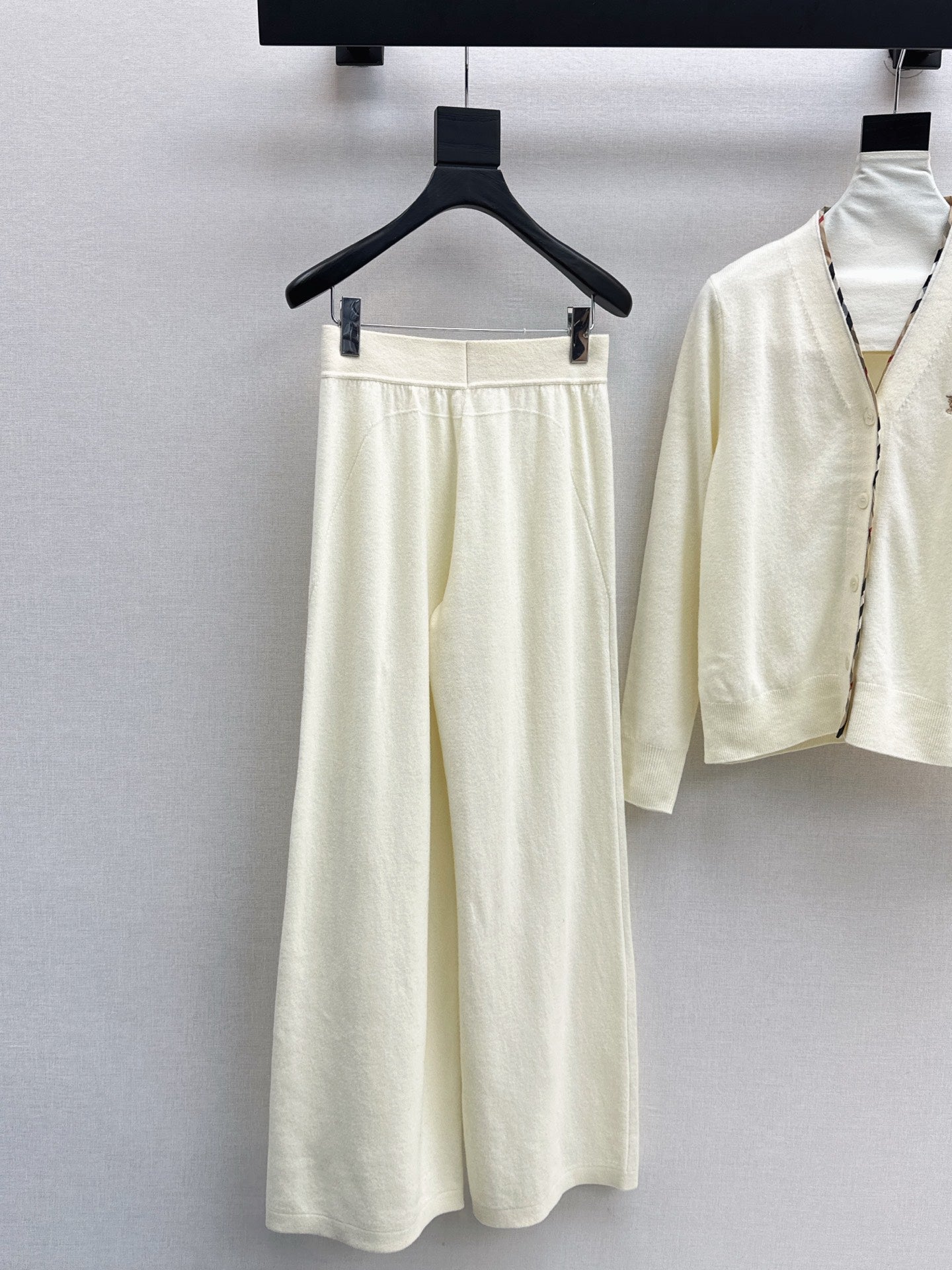 Brun NEW wool suit
