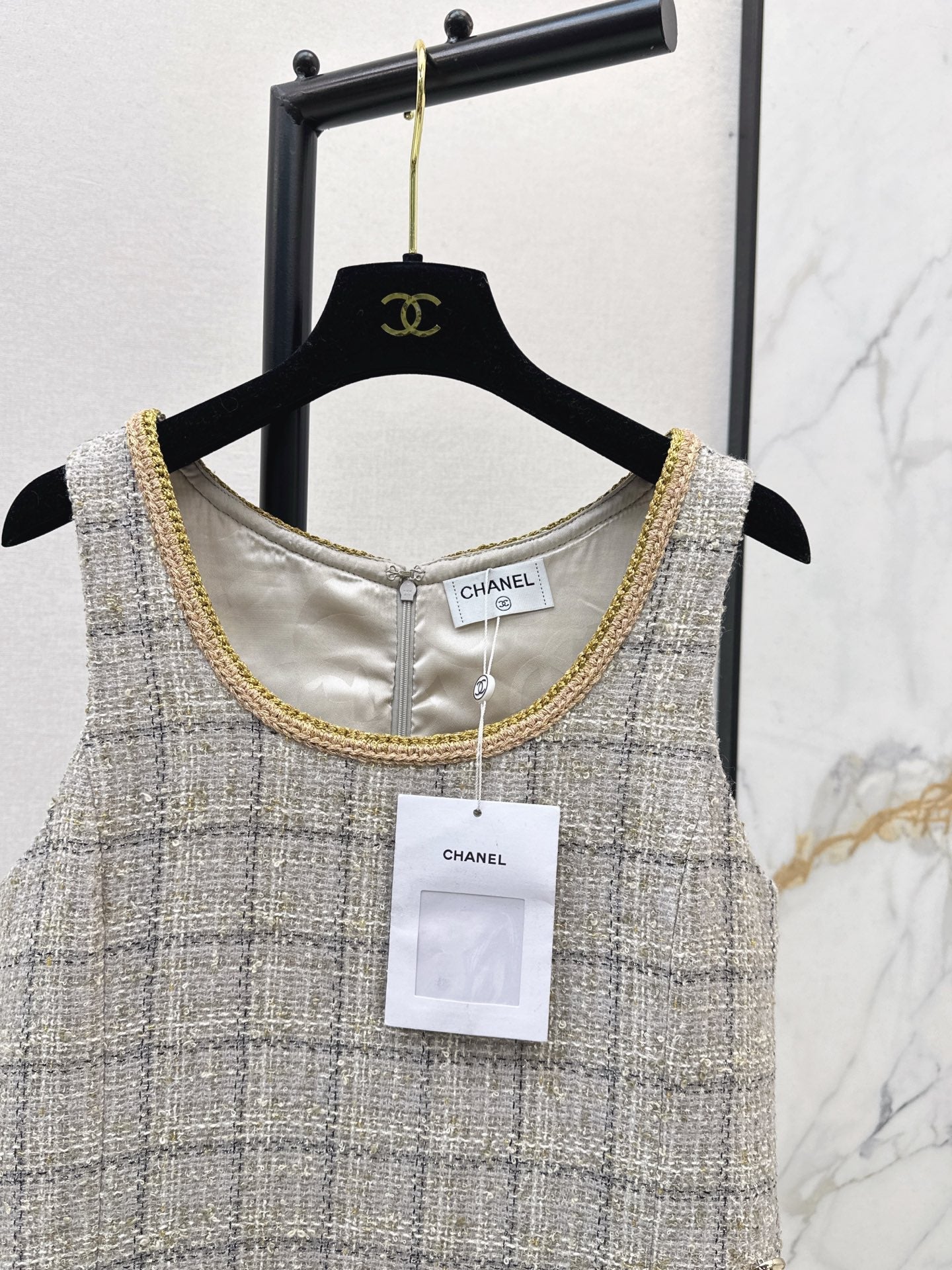 Chan NEW wovendress