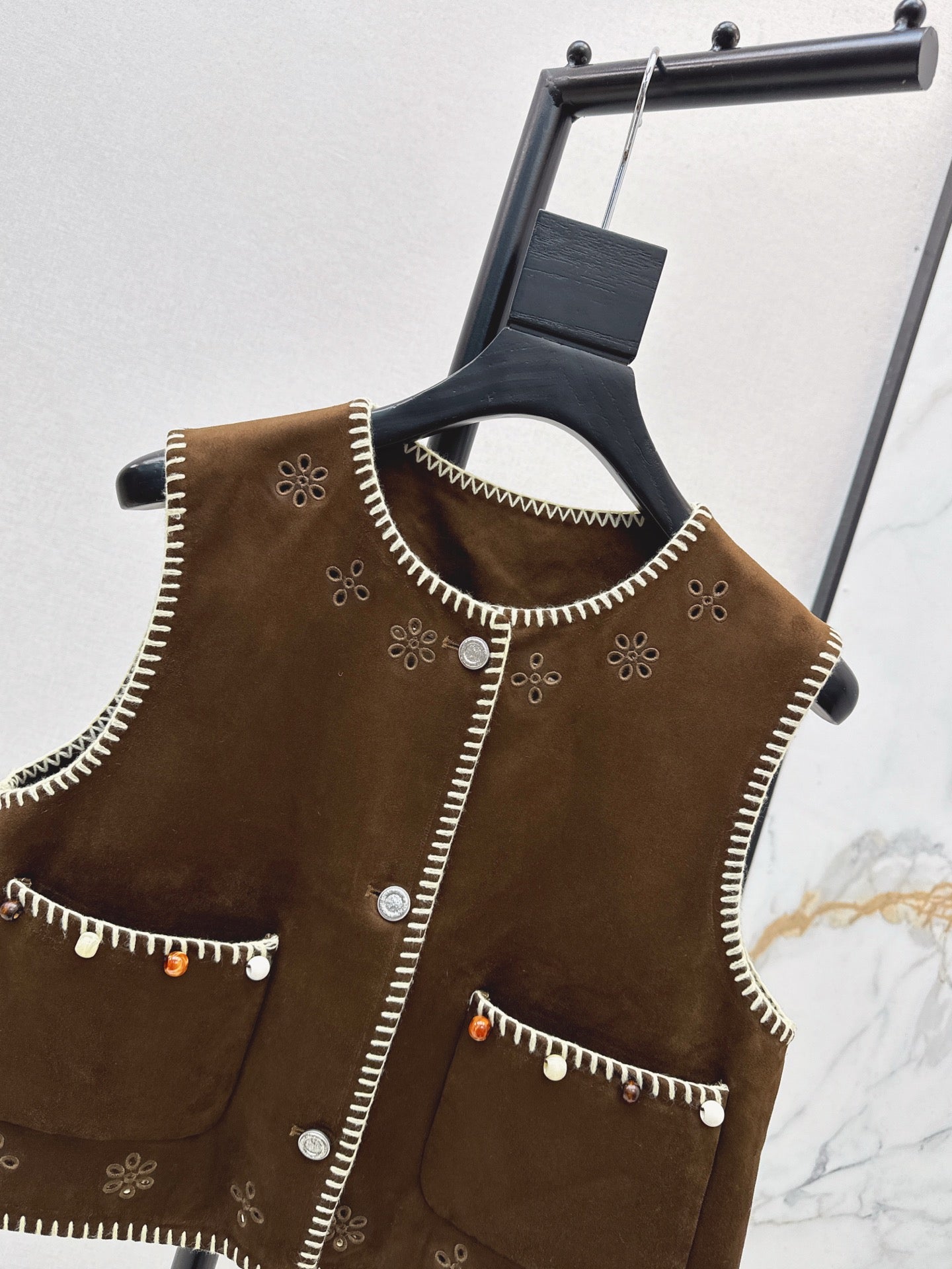 Ch1o NEW Retro vest