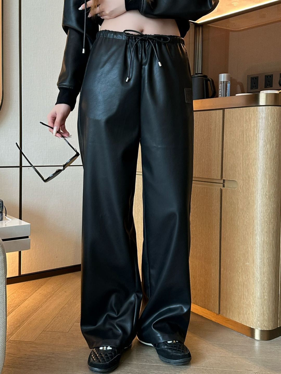 Loe NEW pu pants