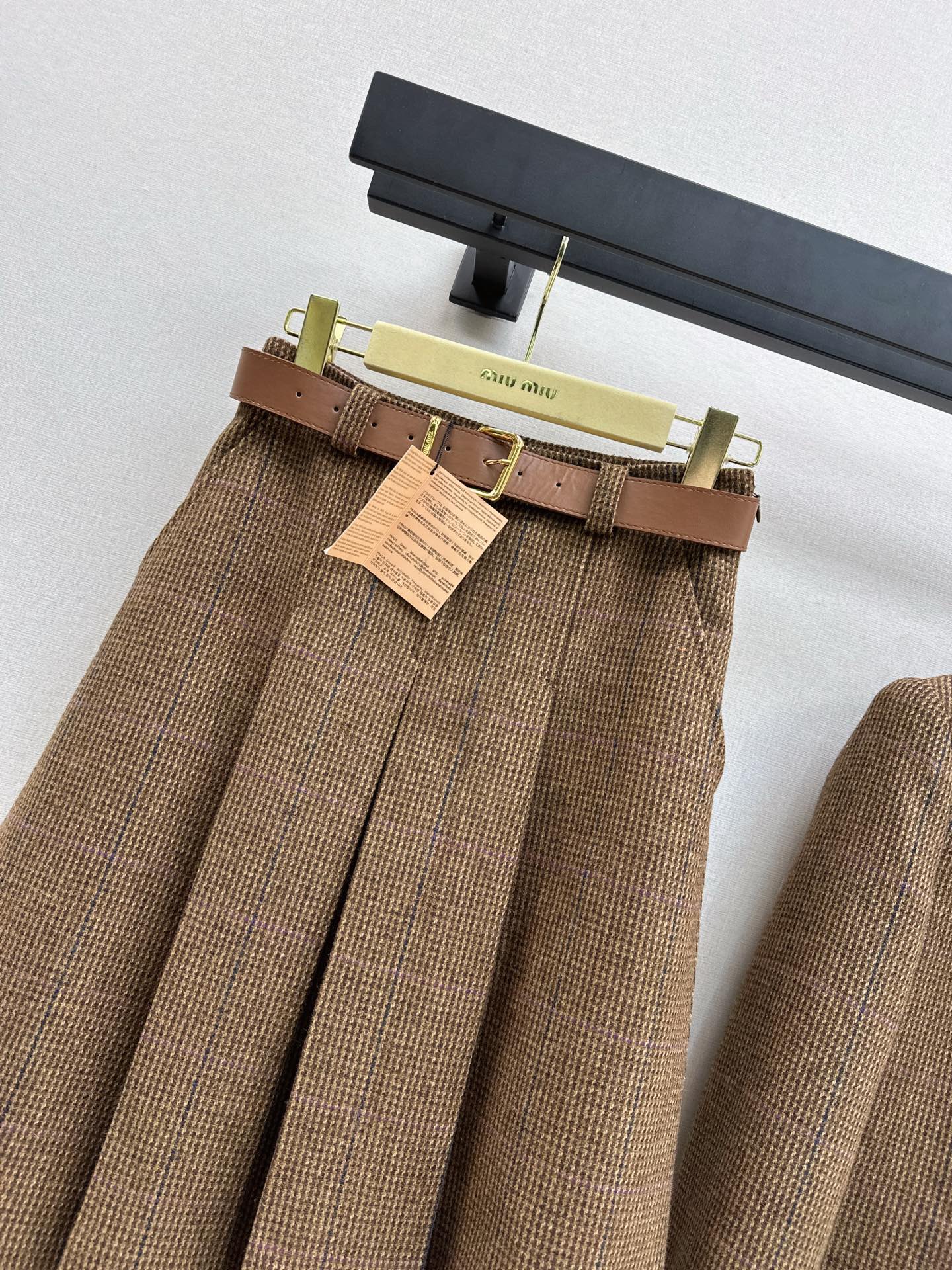 Miu NEW Pleated skirt