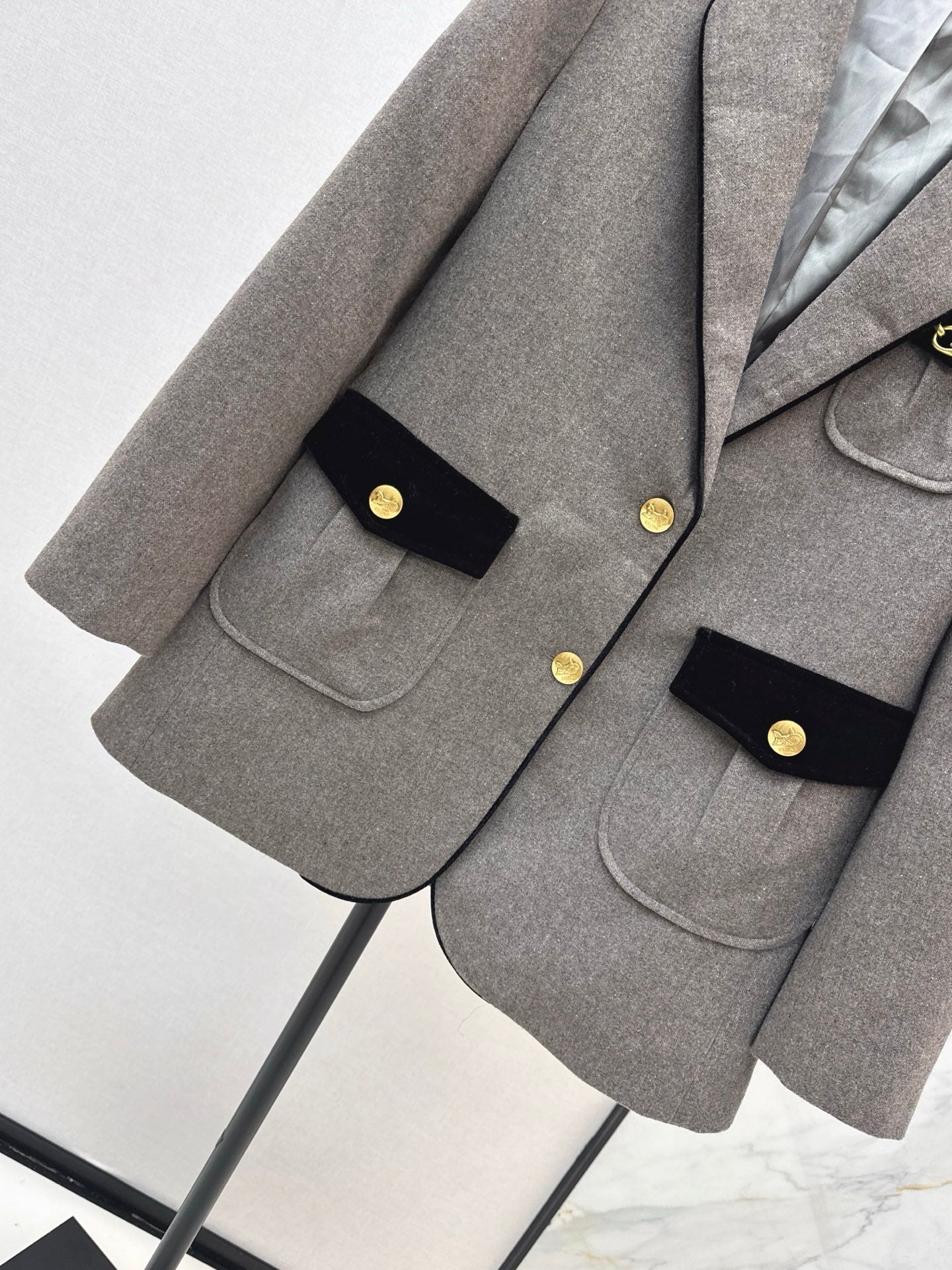 Ce1i NEW blazer