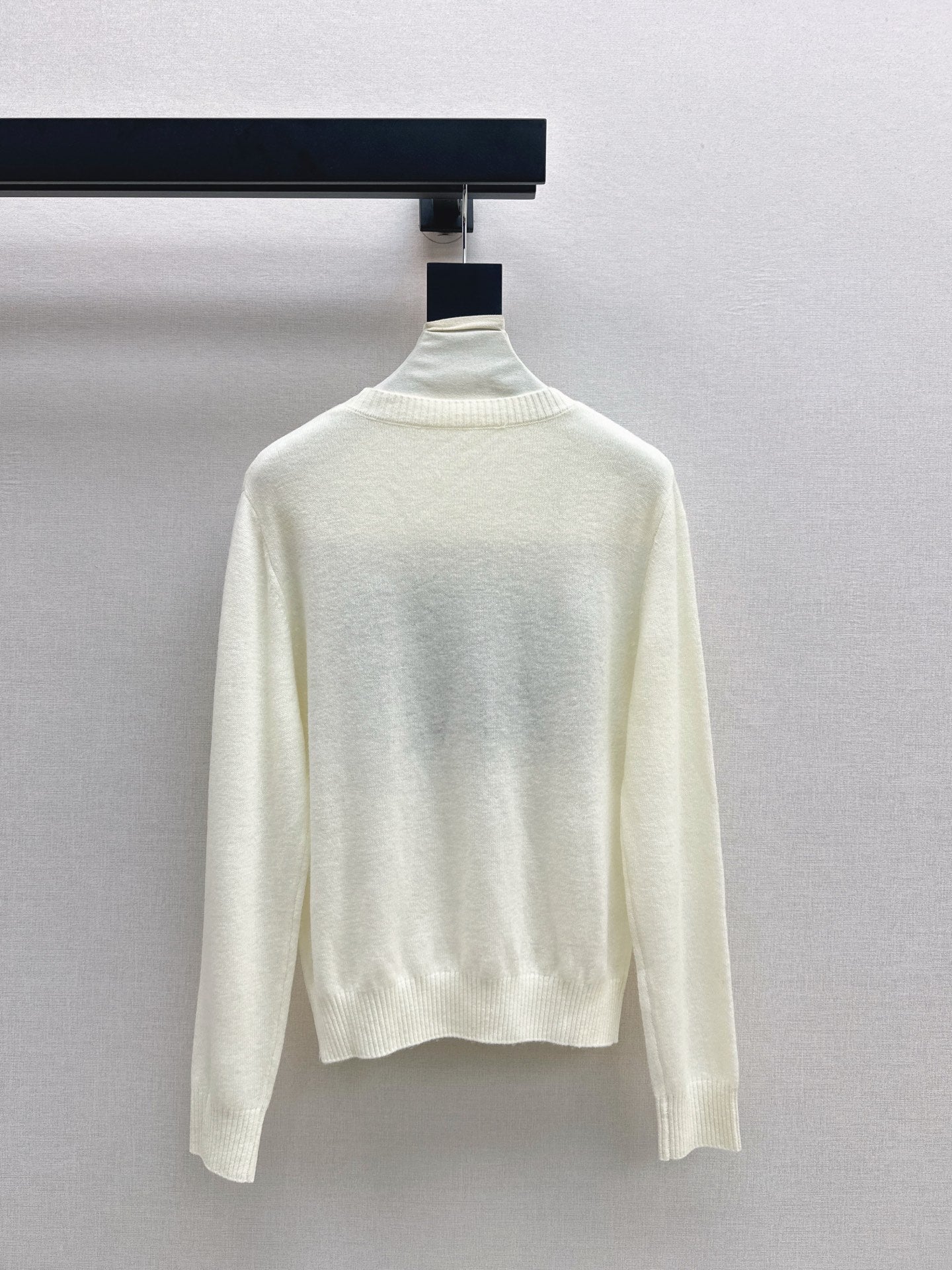 CD NEW embroidered logo sweater