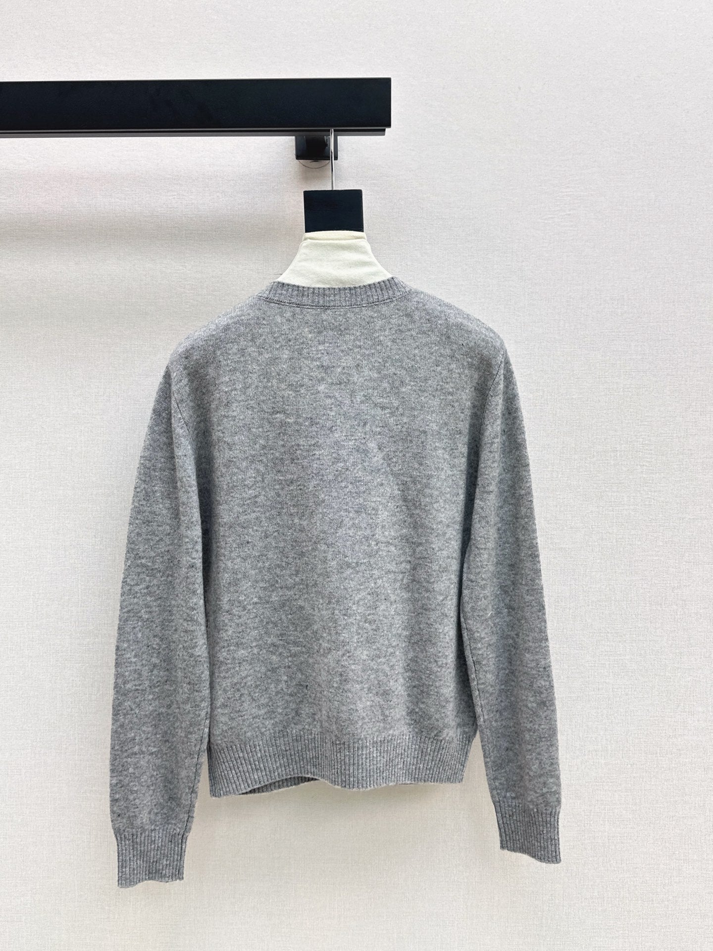 CD NEW embroidered logo sweater
