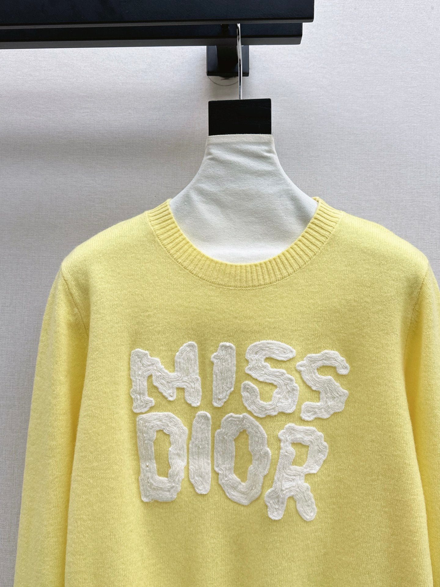CD NEW embroidered logo sweater