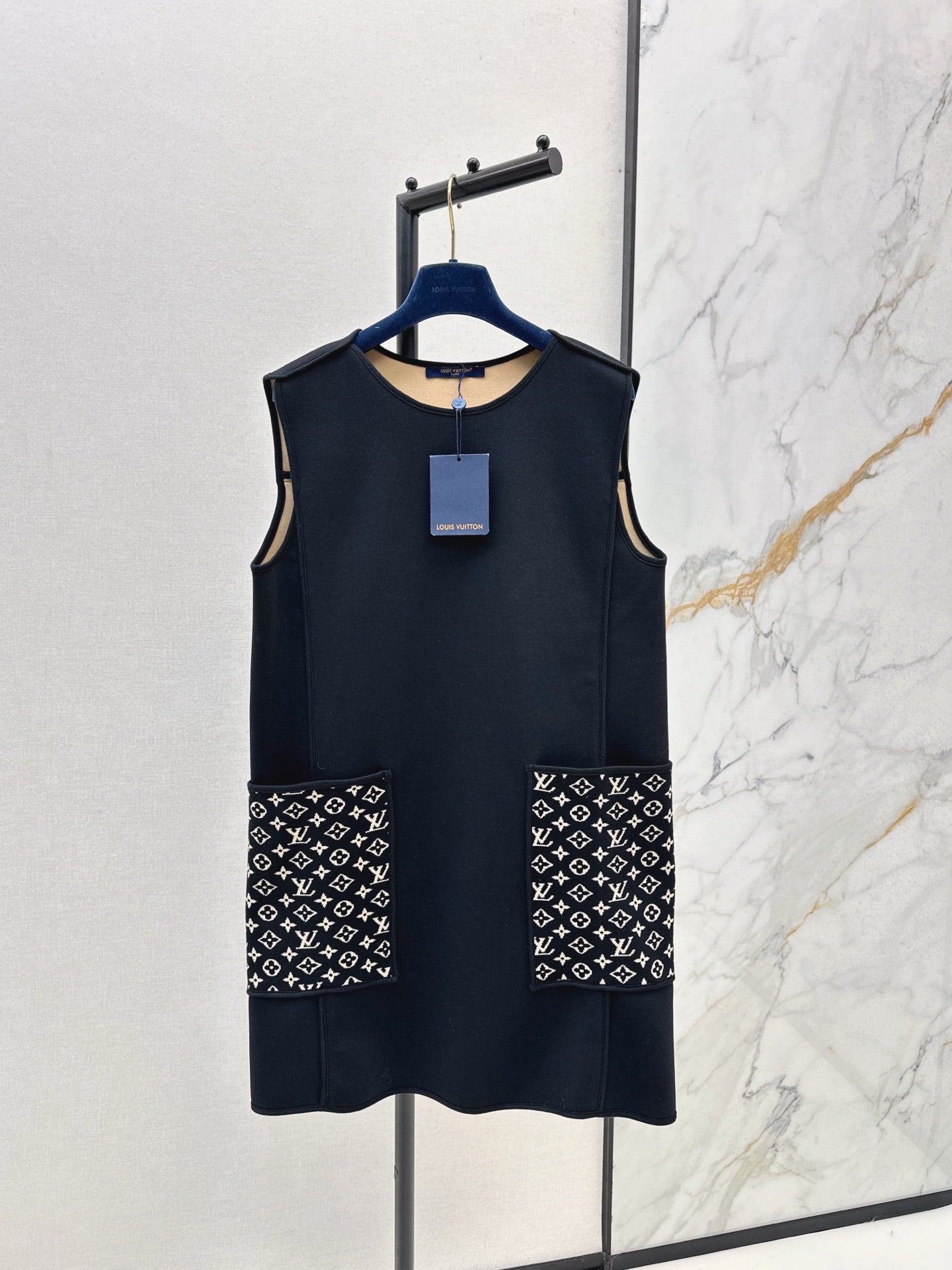Louis NEW sleeveless vest dress