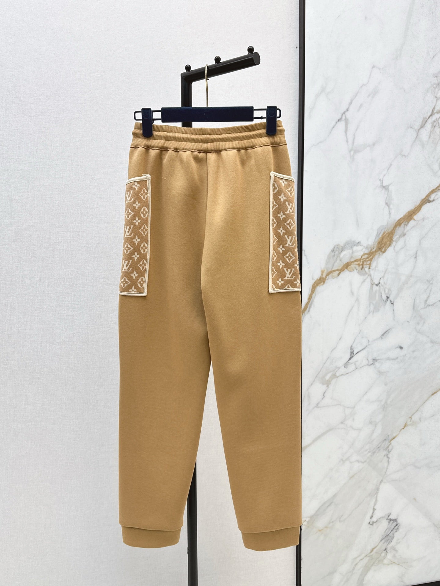 Louis NEW casual pants