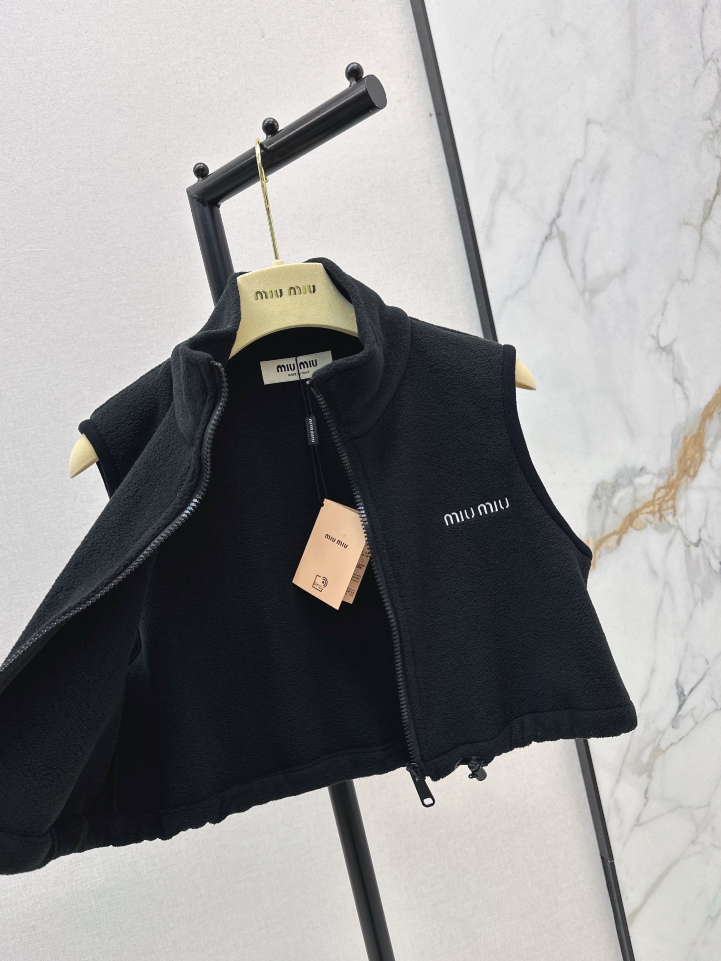 Miu NEW Short vest