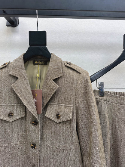 Loe NEW Linen suit