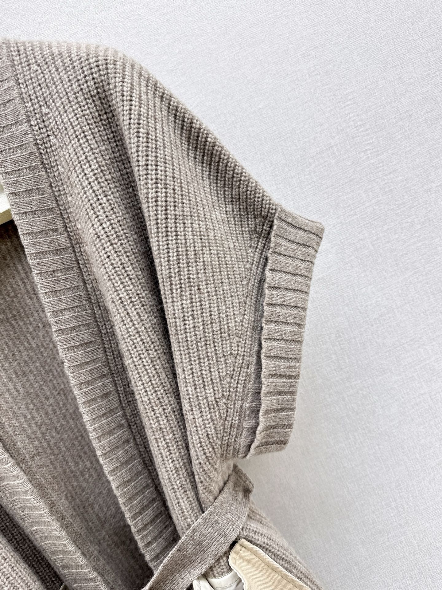 Loro NEW wool vest